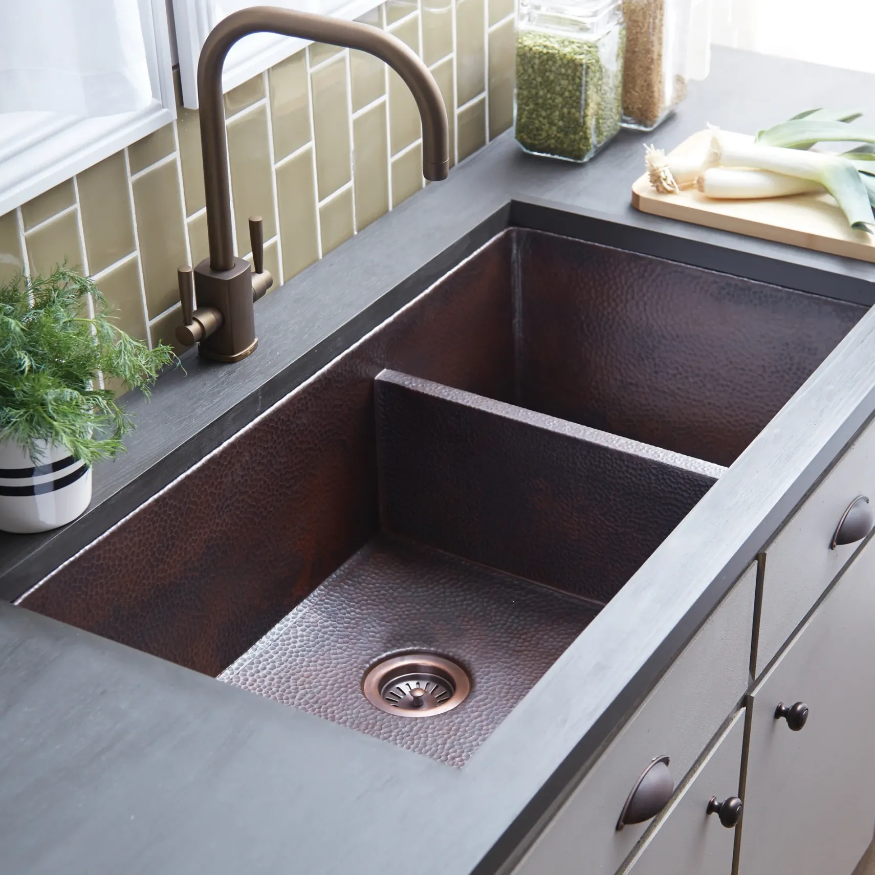 Native Trails Cocina Duet Pro 40" Copper Kitchen Sink, 60/40 Double Bowl, Antique Copper, CPK277
