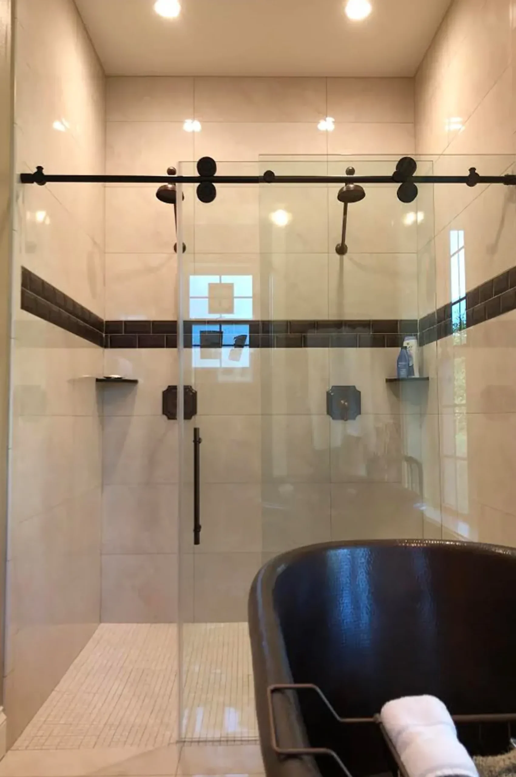 Premier Copper Products 72" Hammered Copper Modern Style Bathtub, BTM72DB