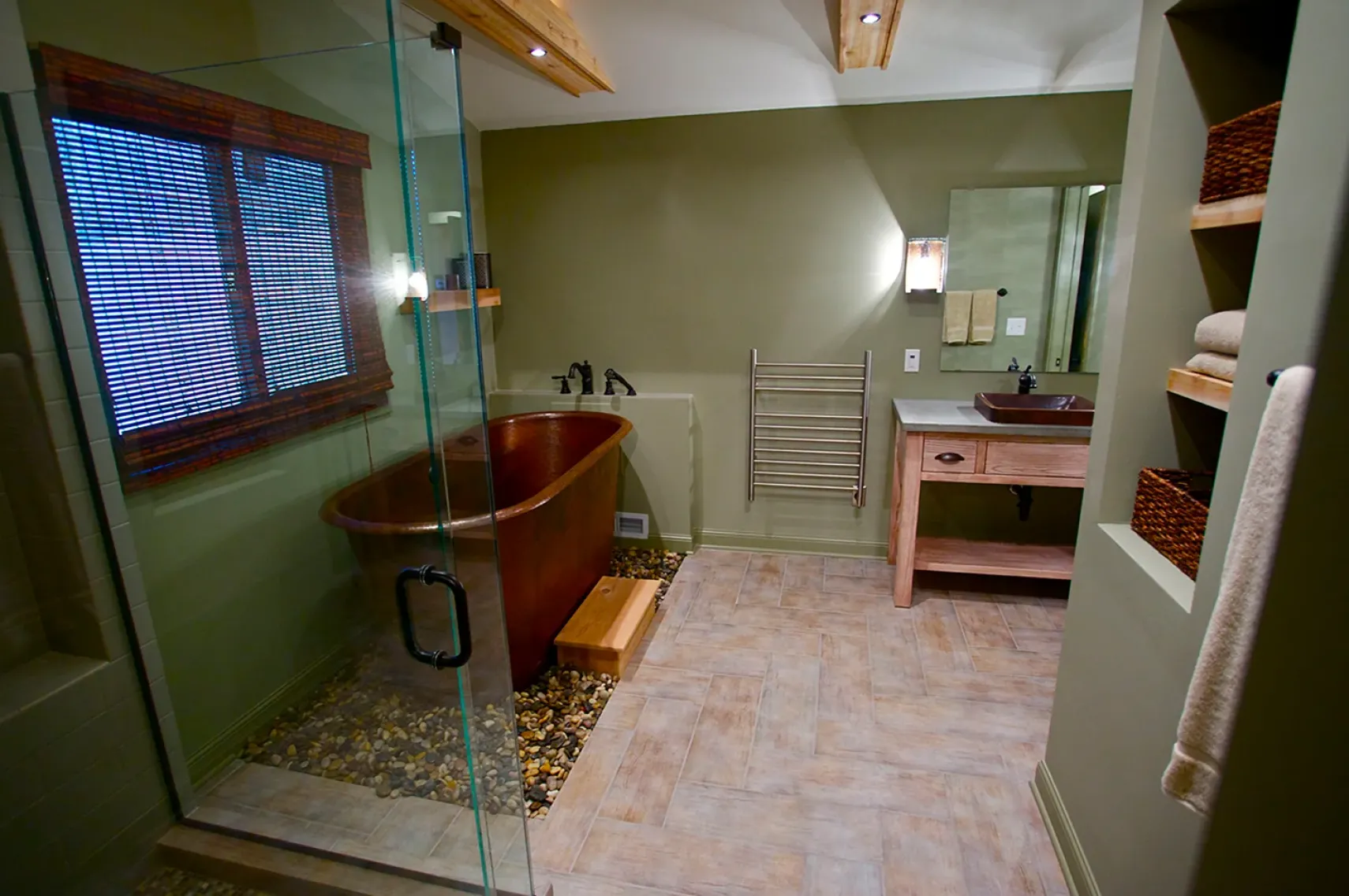 Premier Copper Products 72" Hammered Copper Modern Style Bathtub, BTM72DB