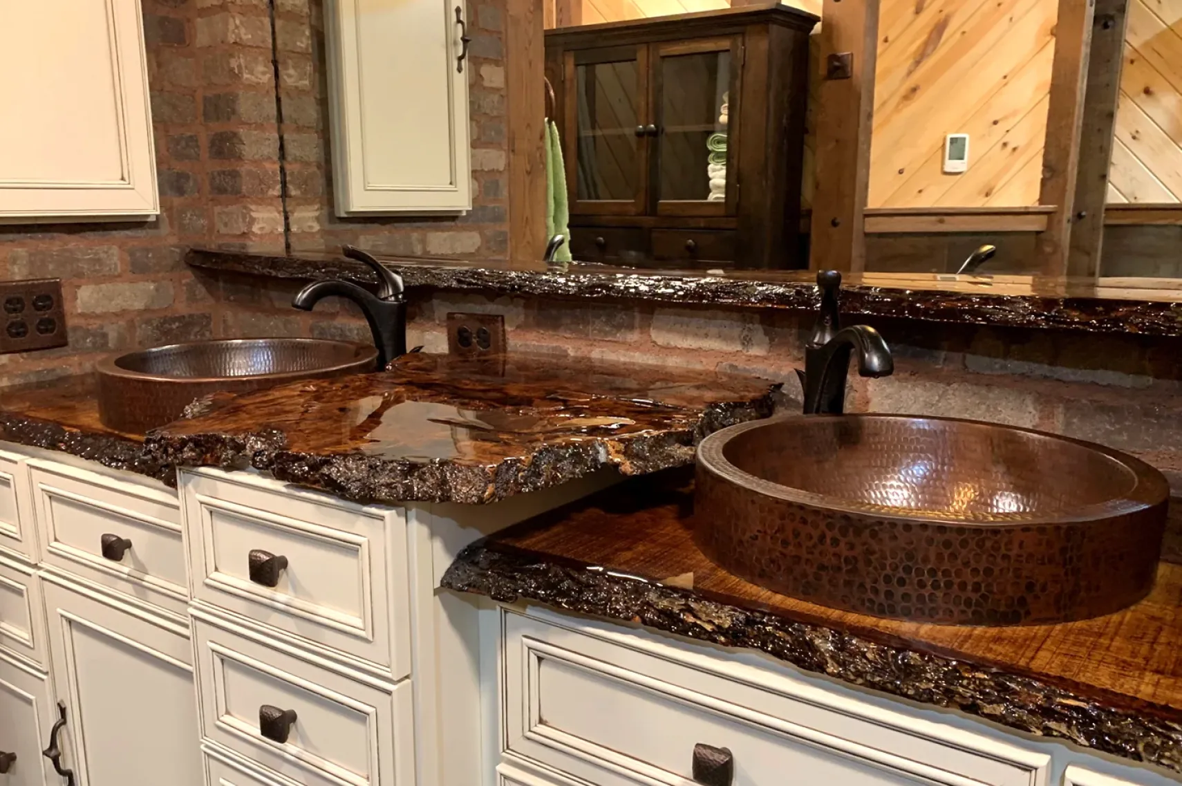Premier Copper Products 15" Round Copper Bathroom Sink, Oil Rubbed Bronze, VR15SKDB