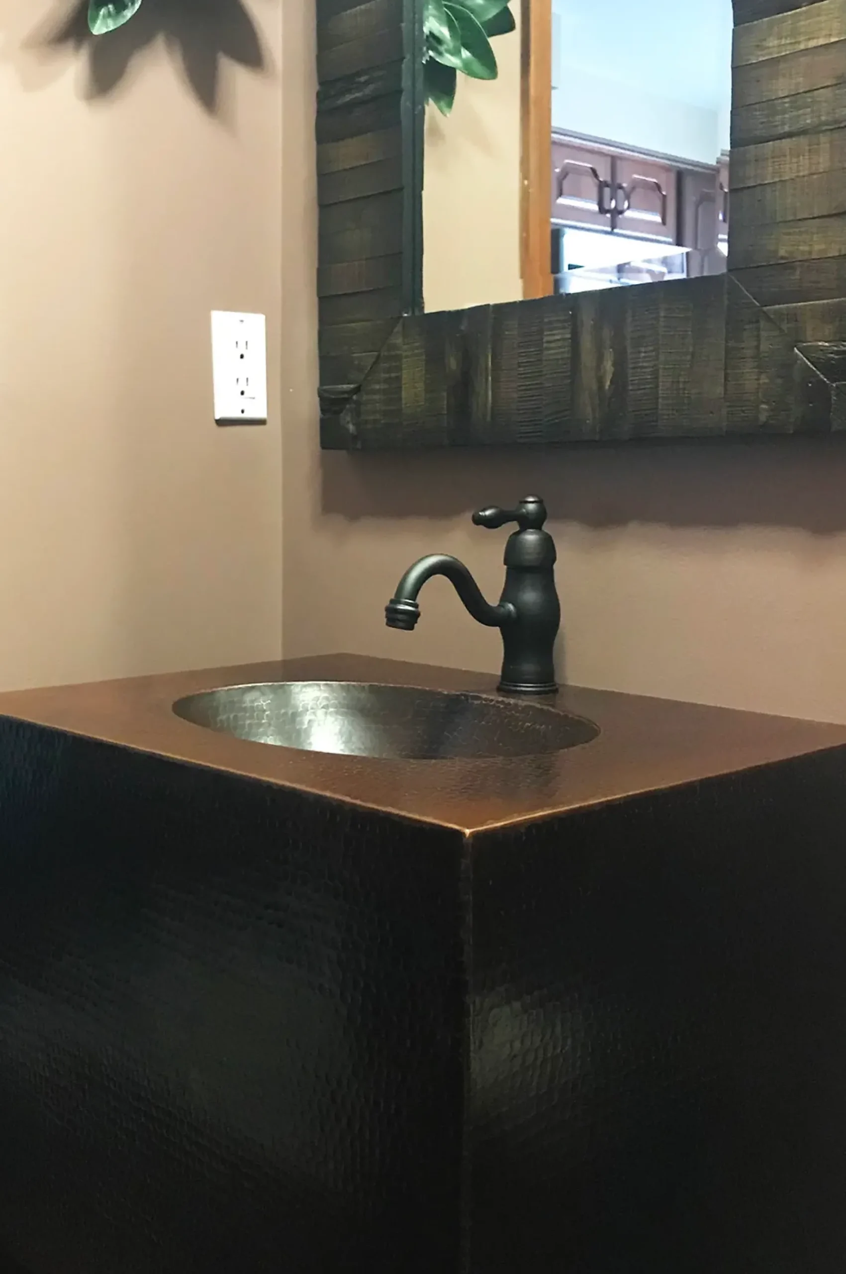 Premier Copper Products 24" Hammered Copper Wall Mount Bathroom Vanity with Sink, Single Faucet Hole, 17 Gauge, Oil Rubbed Bronze, VADB24181