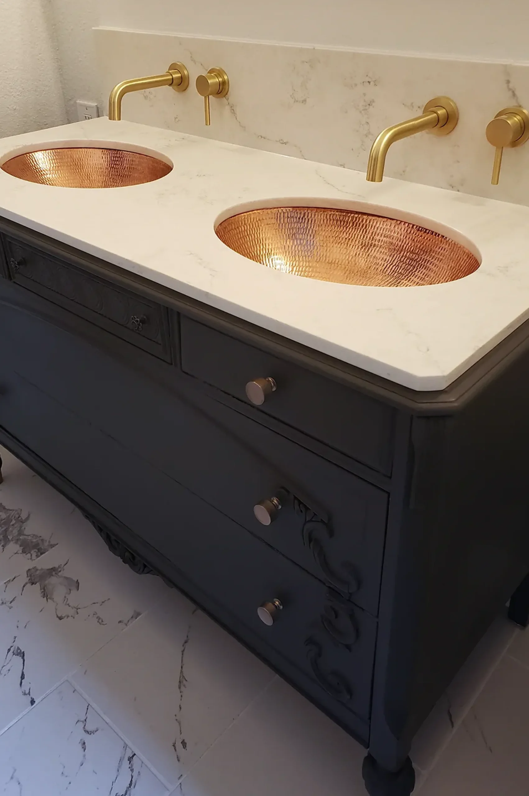 Premier Copper Products 19" Oval Copper Bathroom Sink, Polished Copper, LO19FPC