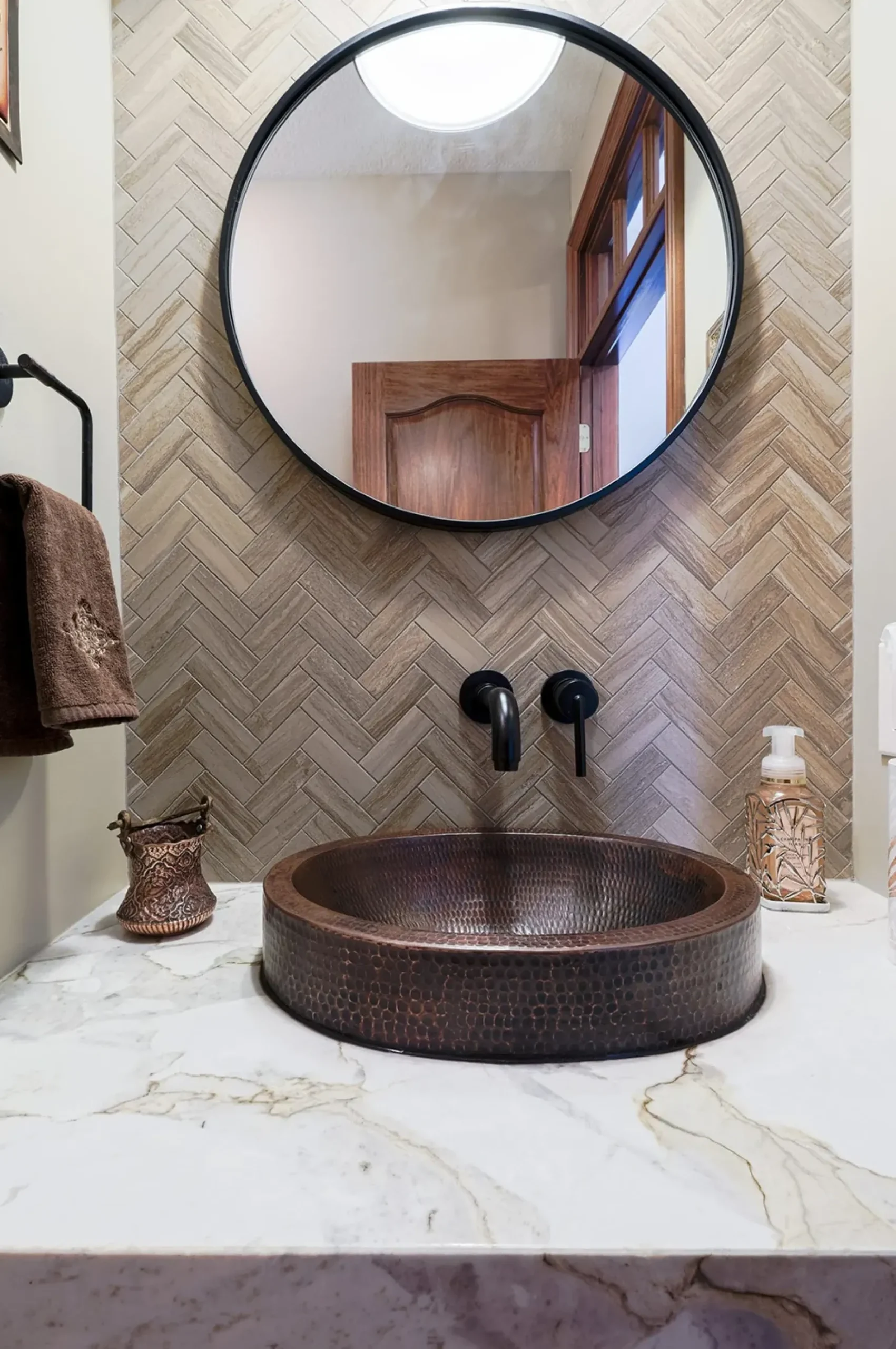 Premier Copper Products 18" Oval Copper Bathroom Sink, Oil Rubbed Bronze, VO18SKDB