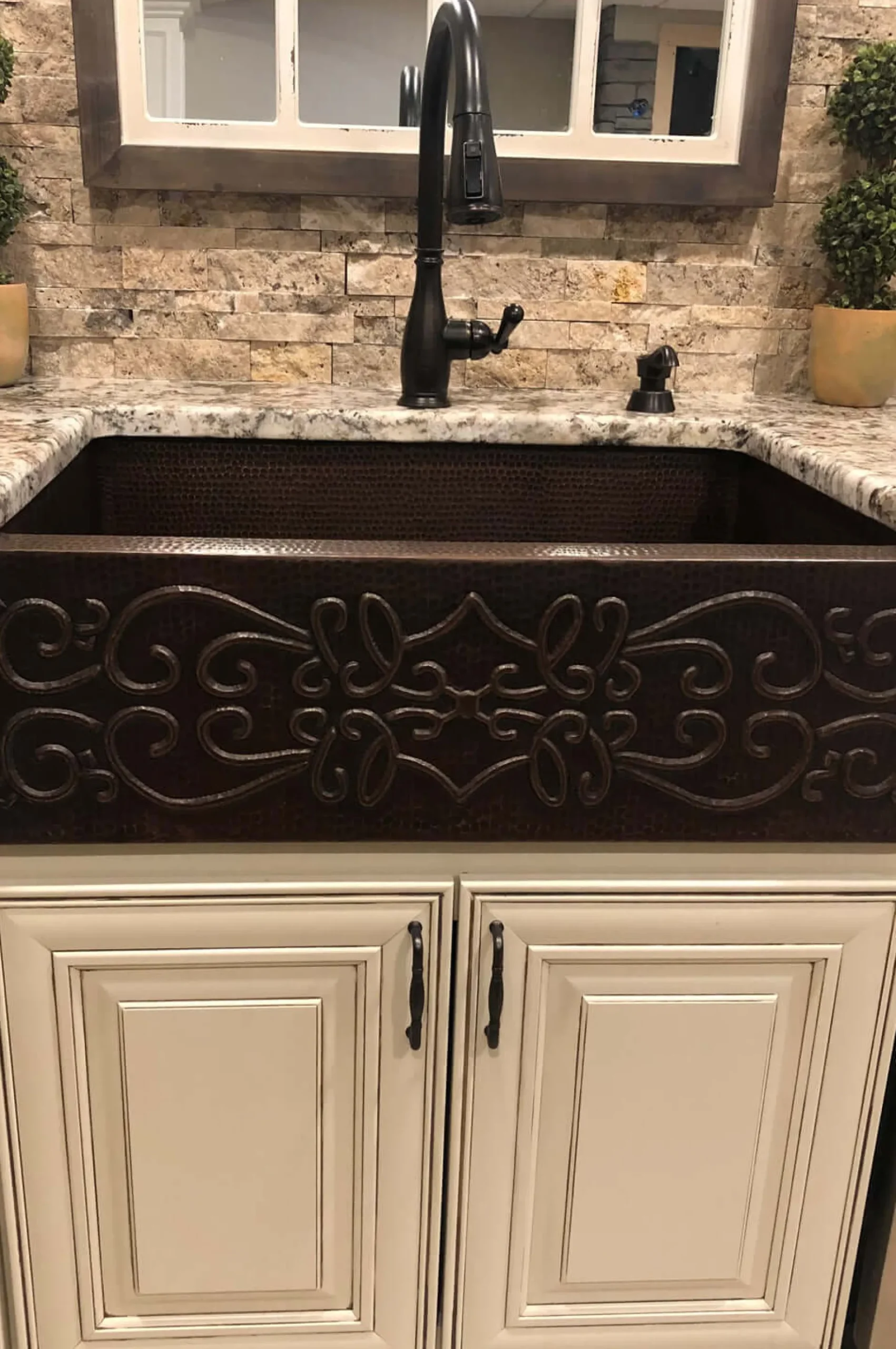 Premier Copper Products 30" Copper Farmhouse Sink, Oil Rubbed Bronze, KASDB30229S