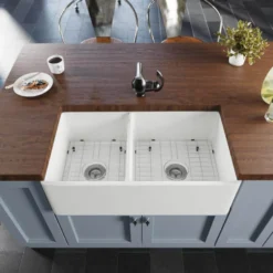 Rene 33" Fireclay Farmhouse Sink, 60/40 Double Bowl, White, R10-3003-ST-B