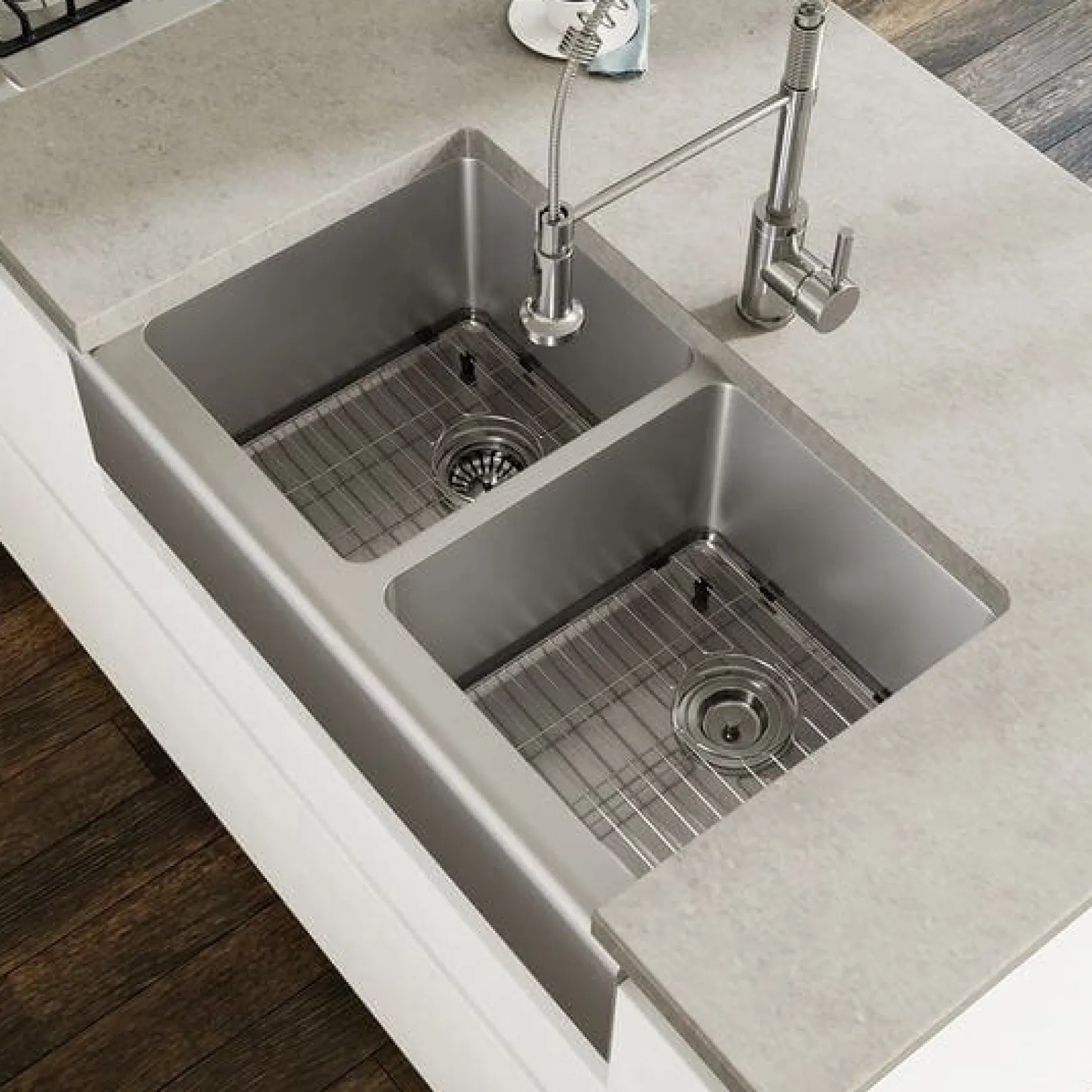 Rene 33" Stainless Steel Farmhouse Sink, 50/50 Double Bowl, 16 Gauge, R1-3002-16