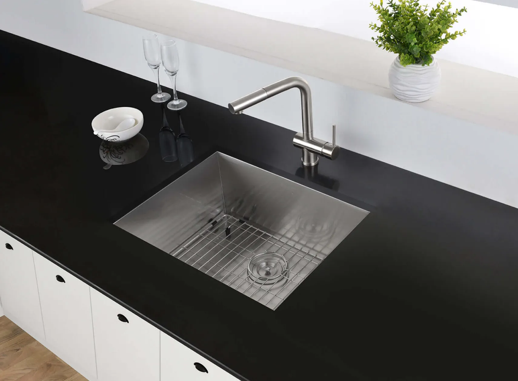 Ruvati Nesta 23" Undermount Stainless Steel Kitchen Sink, 16 Gauge, Zero Radius, RVH7100