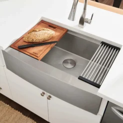 Ruvati 33" Apron-front Workstation Farmhouse Kitchen Sink, 16 Gauge, Stainless Steel Single Bowl - RVH9200