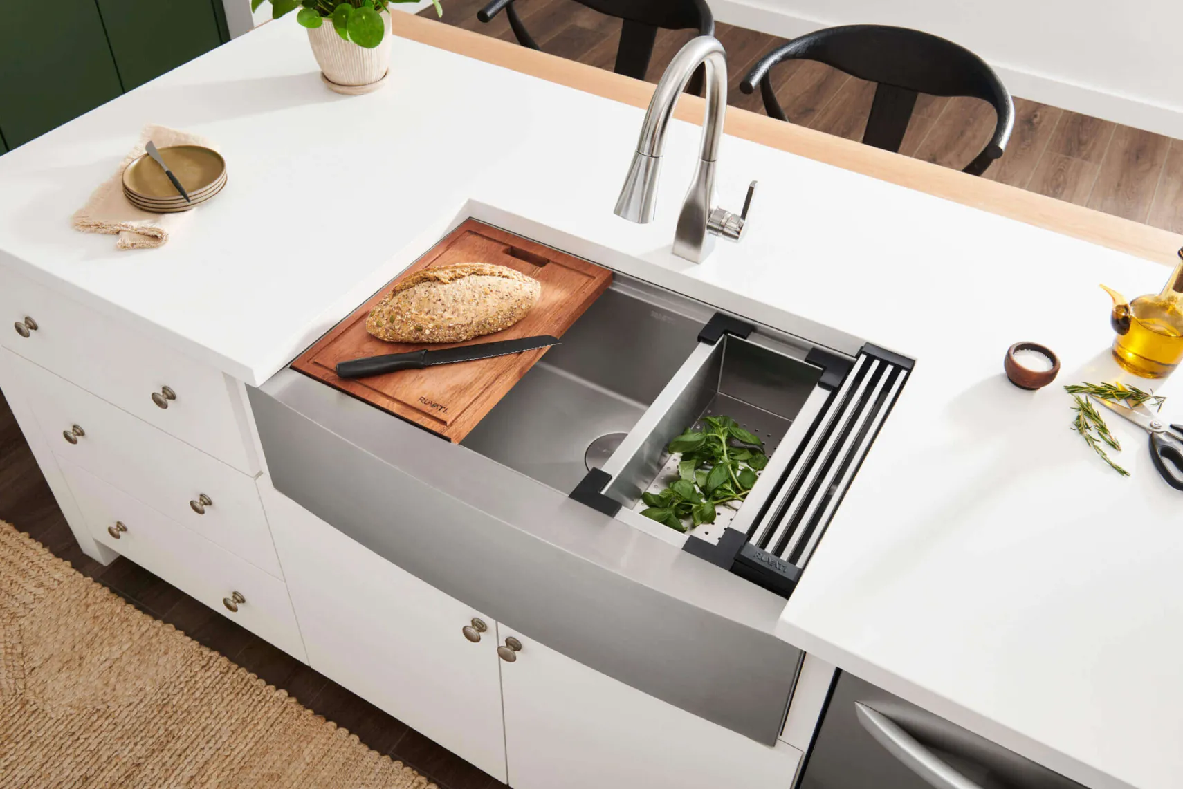 Ruvati 33" Apron-front Workstation Farmhouse Kitchen Sink, 16 Gauge, Stainless Steel Single Bowl - RVH9200