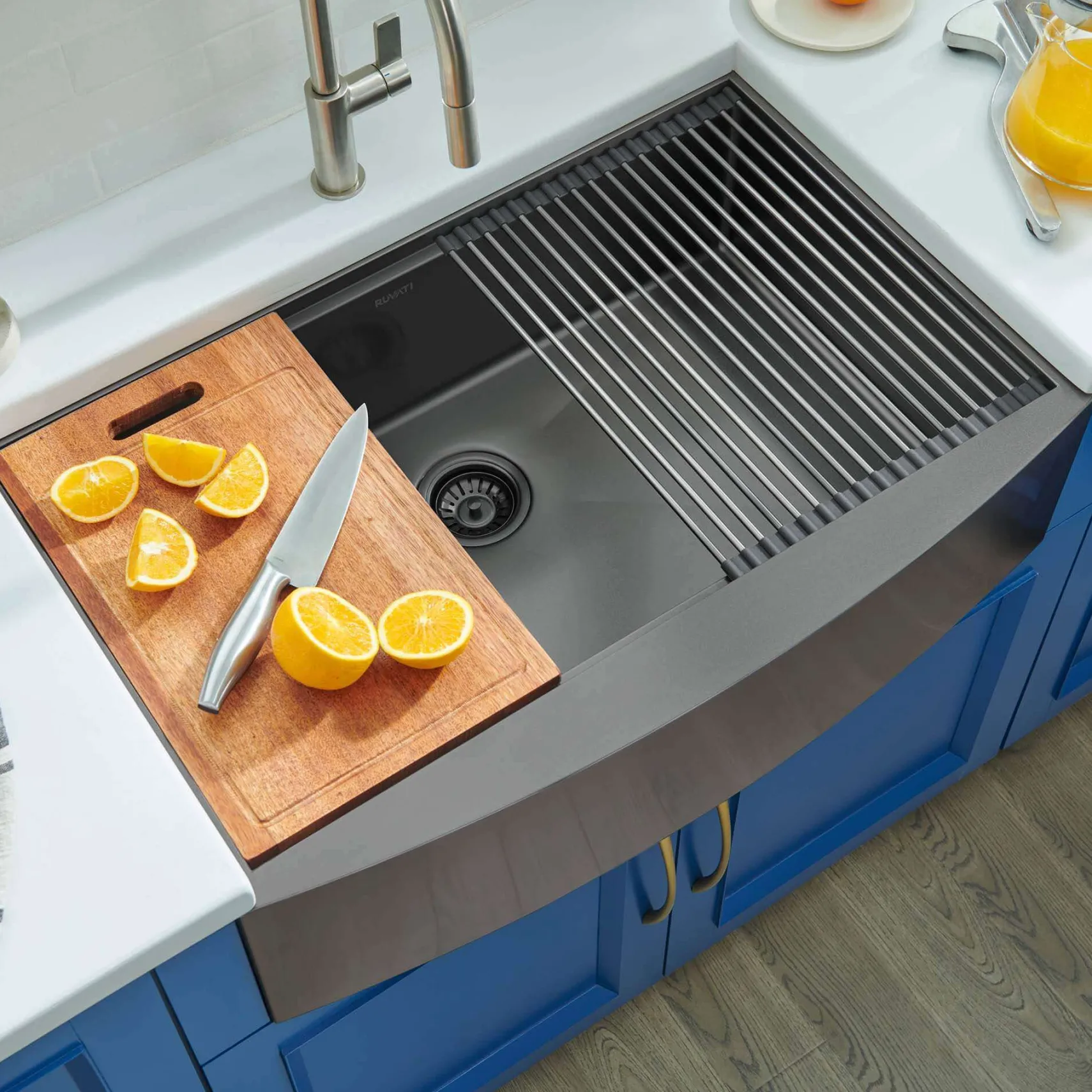 Ruvati Monaco 36" Stainless Steel Workstation Apron-front Farmhouse Sink, Gunmetal Matte Black, 16 Gauge, RVH9308BL