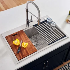 Ruvati Siena 33" Stainless Steel Workstation Kitchen Sink, 16 Gauge, Rounded Corners, RVH8003