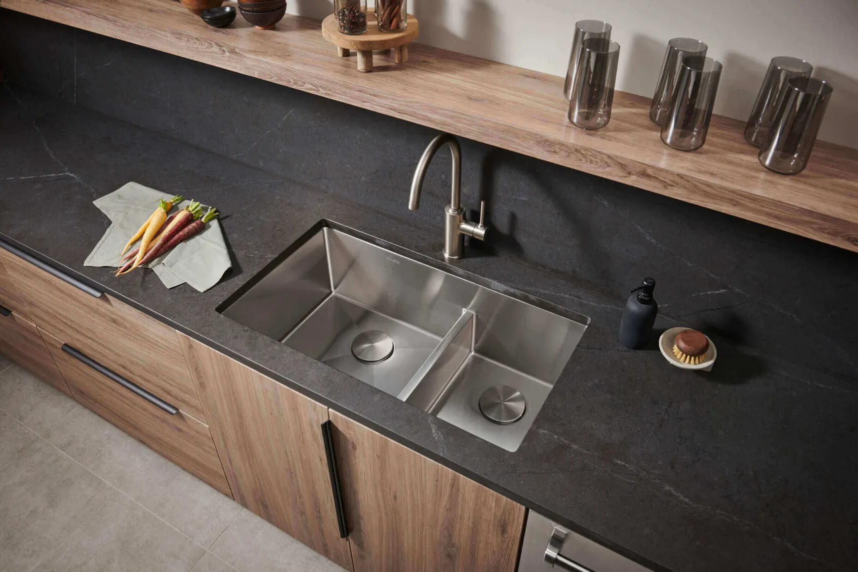 Ruvati Urbana 30" Undermount Stainless Steel Kitchen Sink, 60/40 Low Divide Double Bowl, 16 Gauge, Rounded Corners, RVH7357