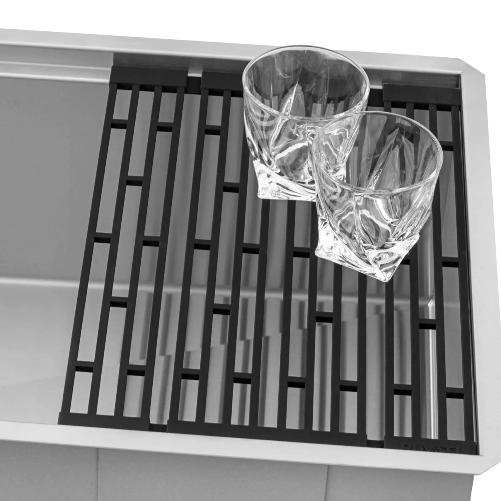 Ruvati Veniso Nova 30" Slope Bottom Offset Drain Undermount Stainless Steel Workstation Kitchen Sink, 16 Gauge, RVH8584