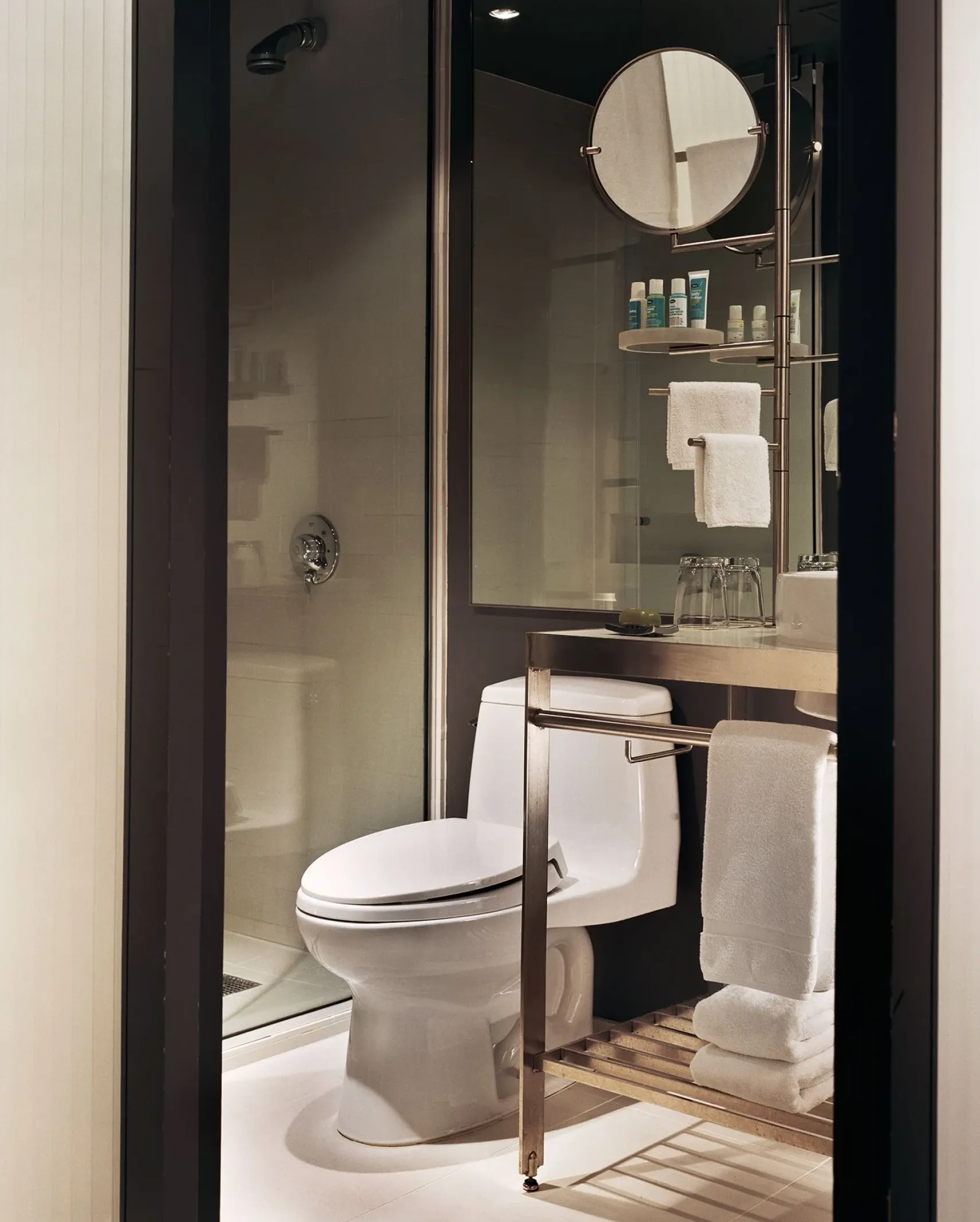 TOTO UltraMax One-Piece Elongated 1.6 GPF ADA Compliant Toilet, Bone, Vitreous China, MS854114SL#03