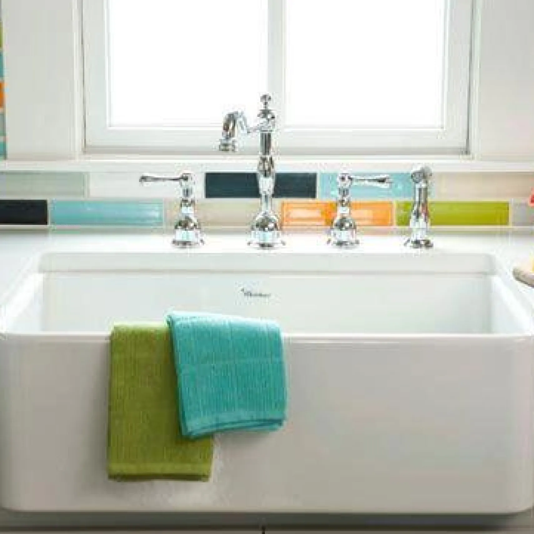 Whitehaus 30" Fireclay Farmhouse Apron Sink, Offset Drain, White, WH3018